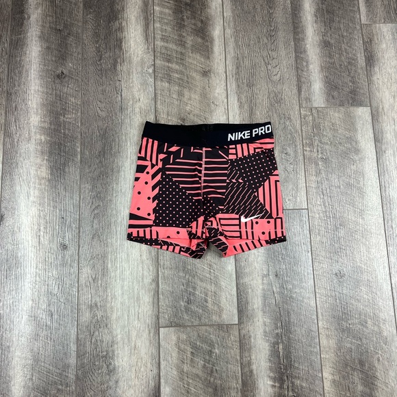 Nike Pro Pink Print Spandex Shorts - Picture 1 of 12